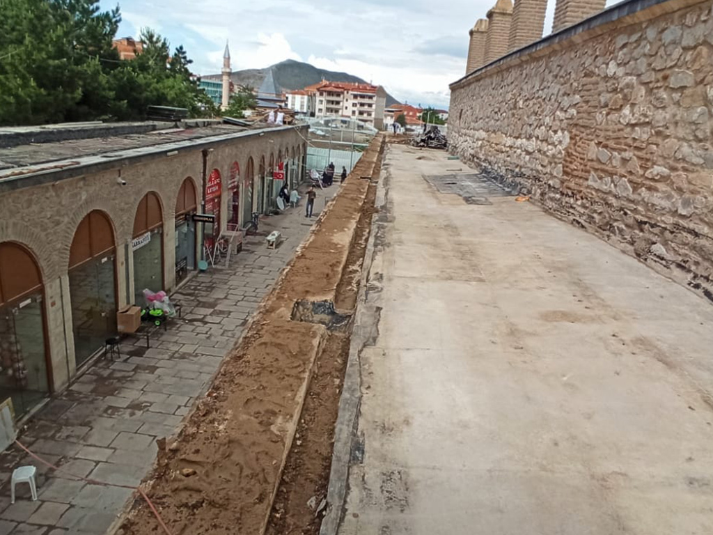 Konya Lala Mustafa Paşa Ahşap Çatı Kapatması