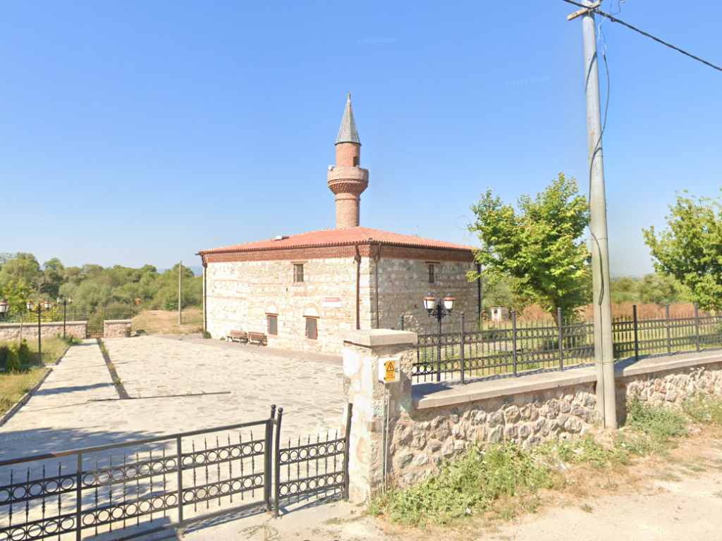 Valide Sultan Camii